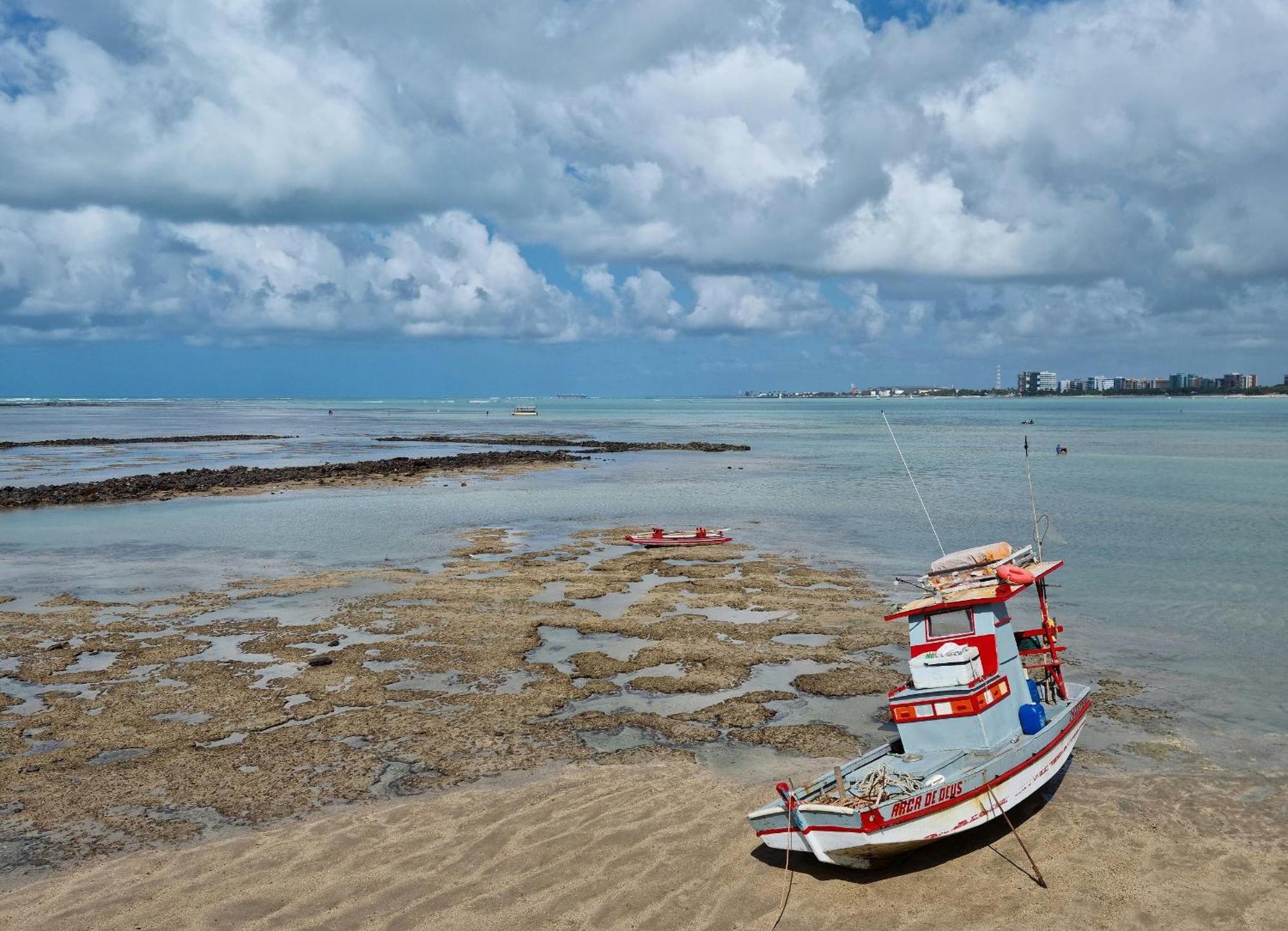 Apartamento Flat Vista Mar C Limpeza Diaria | R627 Maceió